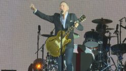 bryan-adams-rimouski-grandes-fetes